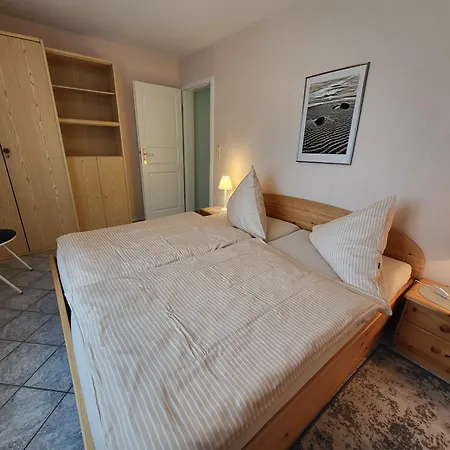 Haus Friesenglueck Silbermoeve شقة Alkersum